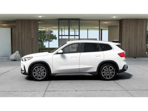 Alpine White 2026 BMW X1 xDrive28i
