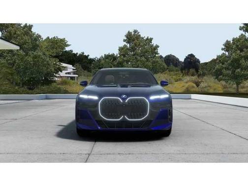 Carbon Black Metallic 2026 BMW i7 xDrive60