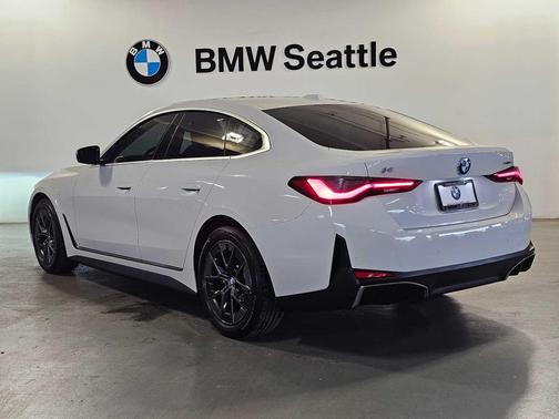Alpine White 2023 BMW i4 Gran Coupe eDrive35