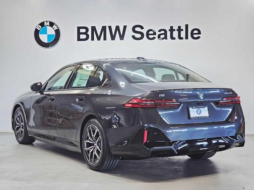 2026 BMW i5 xDrive40