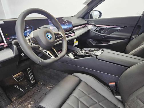 2026 BMW i5 xDrive40