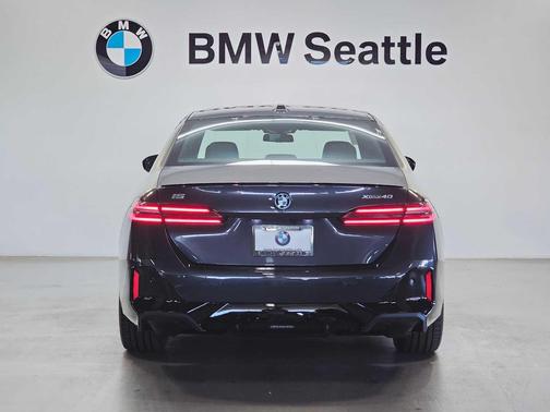 2026 BMW i5 xDrive40
