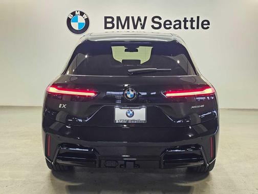 2026 BMW iX xDrive45