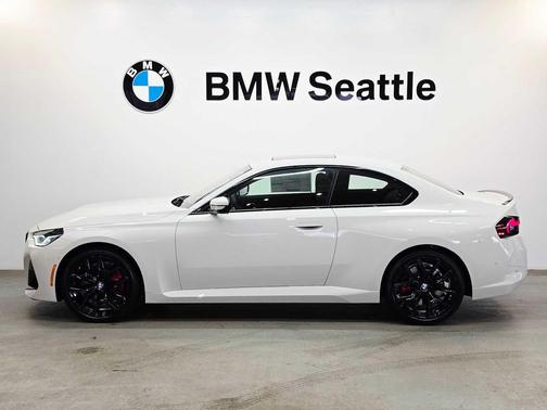 2026 BMW 230 i xDrive