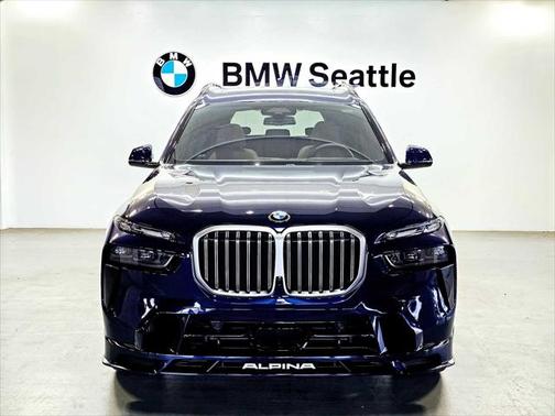 2025 BMW X7 ALPINA XB7