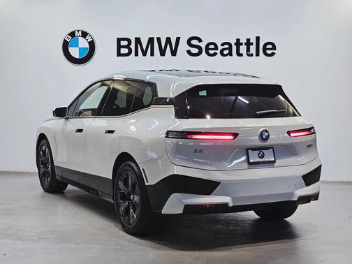 2024 BMW iX xDrive50