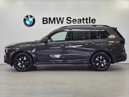 2026 BMW X7 M60i