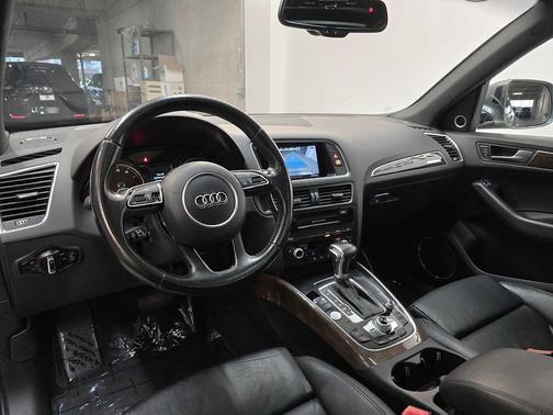 2016 Audi Q5 2.0T Premium Plus