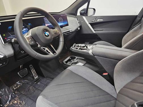 2026 BMW iX xDrive45