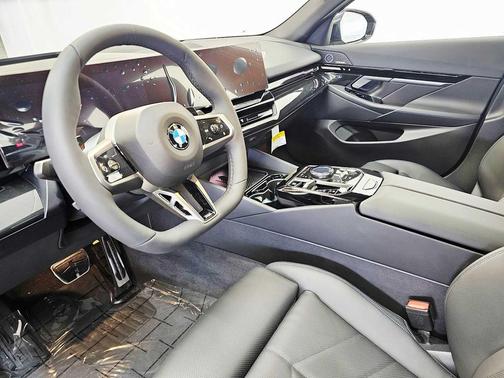 2026 BMW 530 i xDrive
