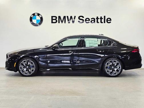 2026 BMW 530 i xDrive