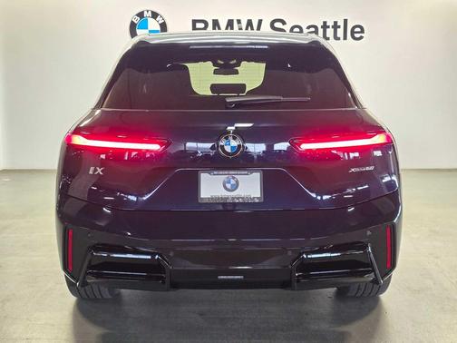 2026 BMW iX xDrive60