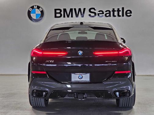 Black Sapphire Metallic 2026 BMW X6 xDrive40i