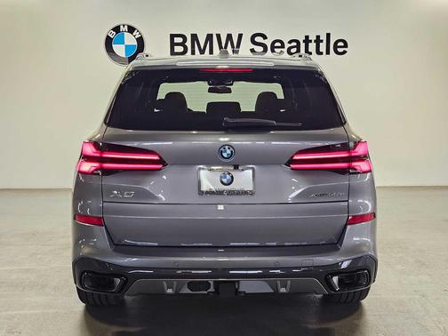Skyscraper Grey Metallic 2026 BMW X5 PHEV xDrive50e