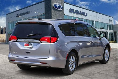 2021 Chrysler Voyager LXI
