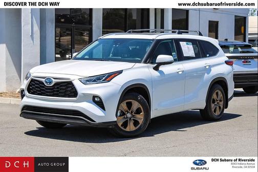 2022 Toyota Highlander Hybrid XLE
