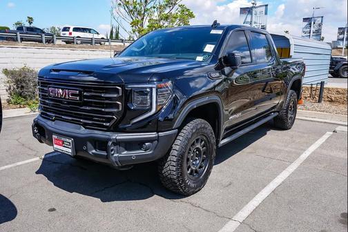 2023 GMC Sierra 1500 AT4X