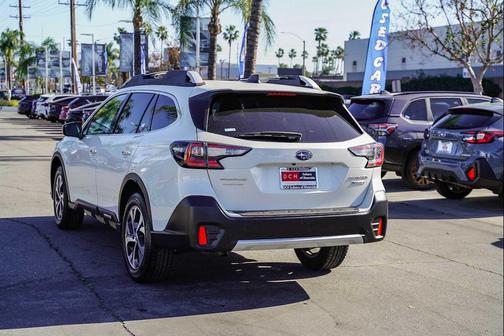 2020 Subaru Outback Touring