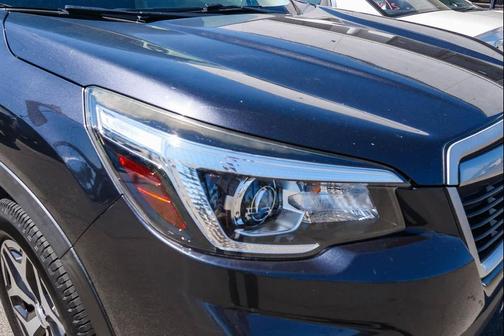 Dark Gray Metallic 2019 Subaru Forester Premium