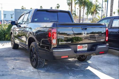 2017 Honda Ridgeline Black
