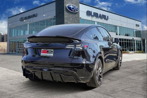 2022 Tesla Model Y Performance Dual Motor All-Wheel Drive