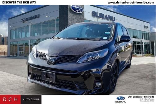 2020 Toyota Sienna SE