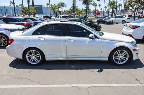 2014 Mercedes-Benz C-Class 4dr Sdn RWD