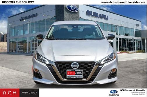 2022 Nissan Altima SR FWD