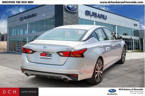 2022 Nissan Altima SR FWD