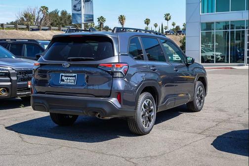 Magnetite Gray Metallic 2026 Subaru Forester Premium