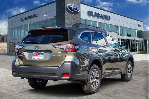 2025 Subaru Outback Premium