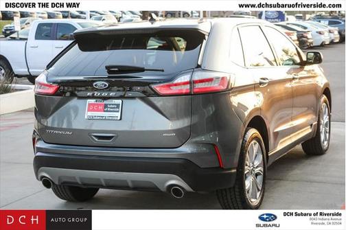 2022 Ford Edge Titanium