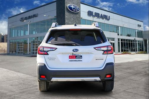 2025 Subaru Outback Touring XT