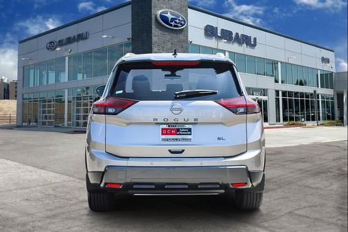 2025 Nissan Rogue SL