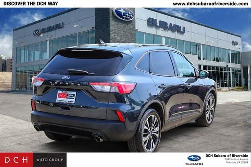2022 Ford Escape SE