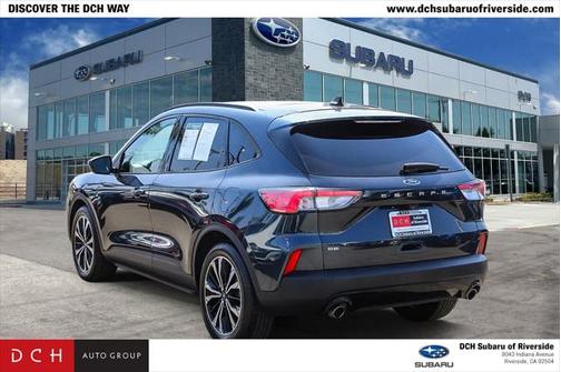 2022 Ford Escape SE