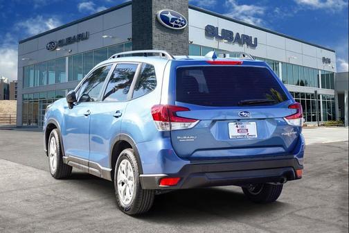 2022 Subaru Forester Base