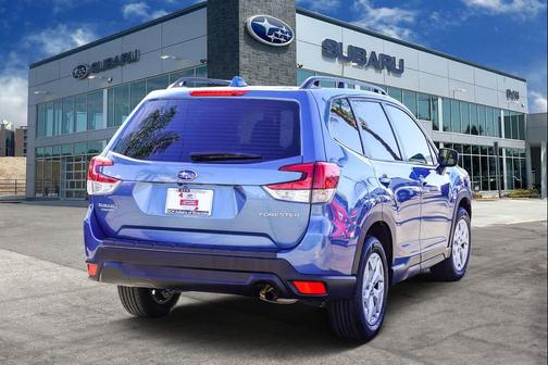 2022 Subaru Forester Base