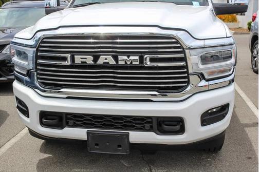 2024 RAM 2500 Laramie Crew Cab 4x4 6'4' Box