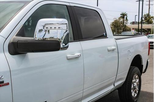 2024 RAM 2500 Laramie Crew Cab 4x4 6'4' Box