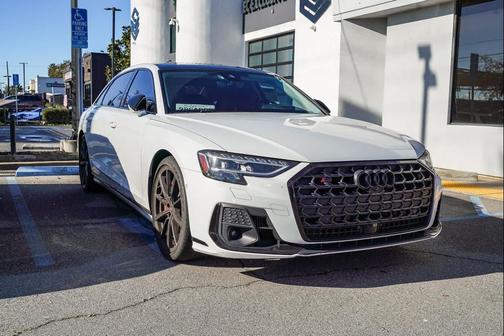 2022 Audi S8 4.0T