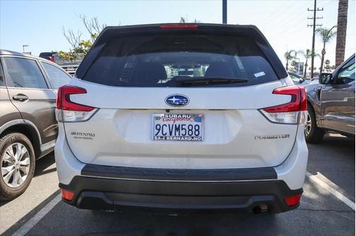 2022 Subaru Forester Premium