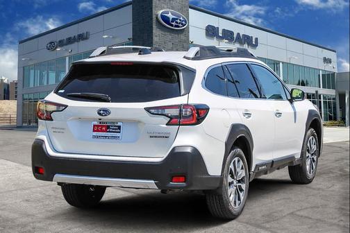 2025 Subaru Outback Touring XT