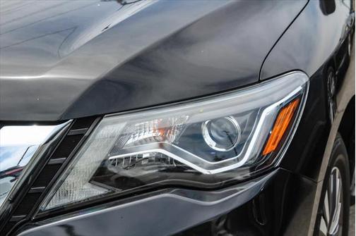 2020 Nissan Pathfinder SV 2WD