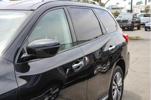 2020 Nissan Pathfinder SV 2WD