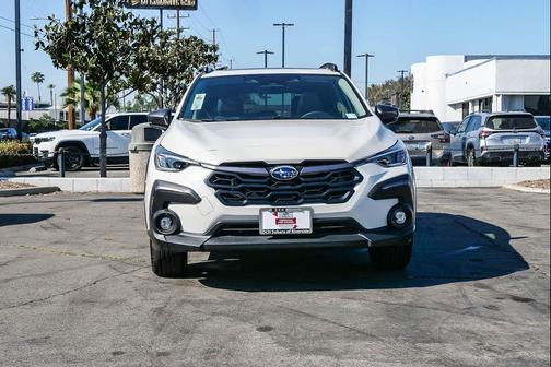 Crystal White Pearl 2025 Subaru Crosstrek Limited