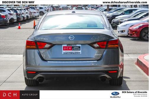 2021 Nissan Altima SR VC-Turbo FWD