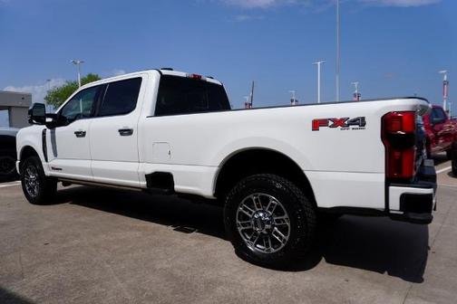 2024 Ford F-350 LIMITED