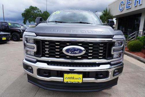 2025 Ford F-350 LARIAT SUPER DUTY