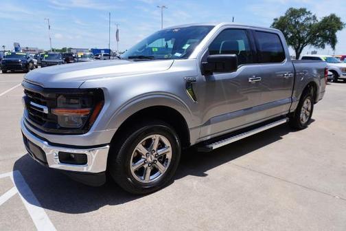ICONIC SILVER METALLIC 2025 Ford F-150 XLT
